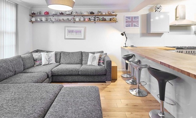 Margate Old Town Cottage | Host & Stay | Cobb Court