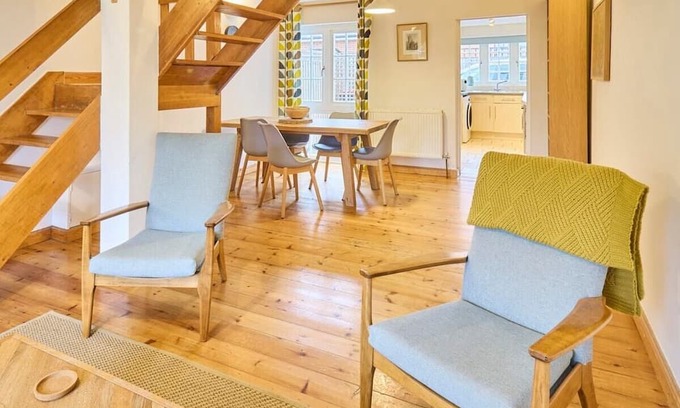 Canterbury House | Host & Stay | New Street