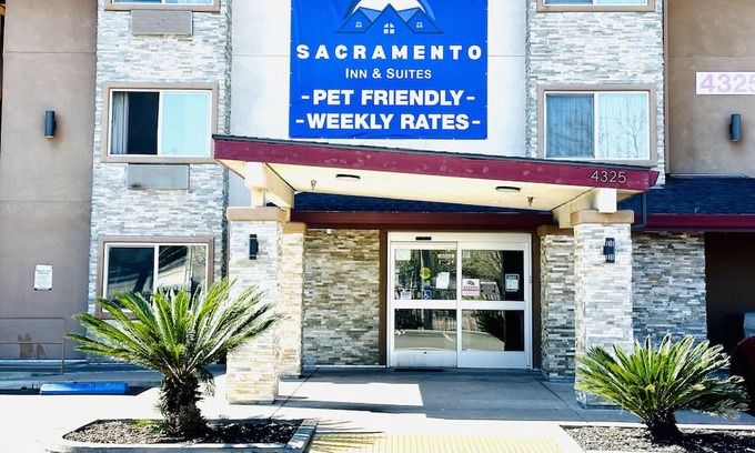 Sacramento Hotel | Sacramento Inn & Suites