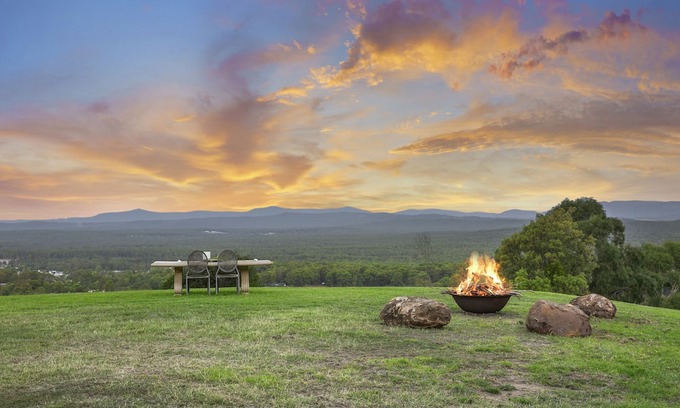 Mount View Cabin | Picturesque and peaceful haven with the best views in Hunter Valley