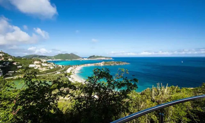 Indigo Bay Villa | Villa Kailani 4 bedroom with Stunning Ocean Views