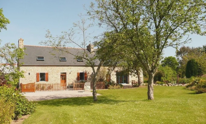 Kermoroc'h House | Holiday house Kermoroc'H for 1 - 6 persons with 3 bedrooms - Row house