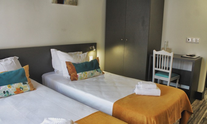Barcelos Parish House | Residencial Kuarenta&Um