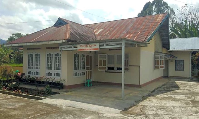 Sumatra House | HOMESTAY PARAK KAYU