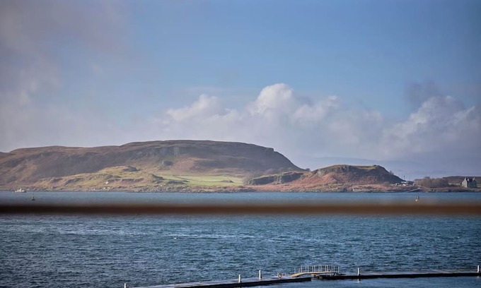 Oban Hotel | Oban Bay Escape: Central Stay with Pier Views, Walk to Distillery & McCaig’s Tow