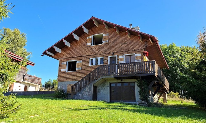 Les Rousses Ski Chalet | Quiet chalet for 10, near center and activities