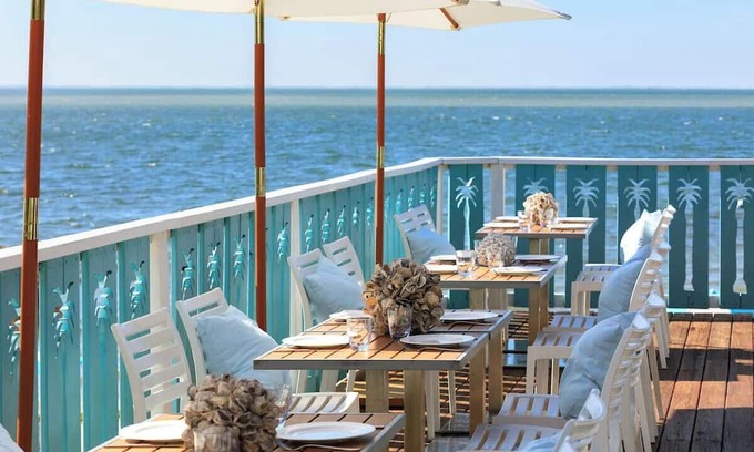 Pinellas Point Hotel | 2 Breathtaking Units | St. Pete Adventure & Outdoor Activities | Tampa Bay Views