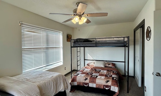 Barelas Condo | Stay with us at our UNIQUE Cowboy Bunkhouse Condo that sleeps up to SIX GUESTS!