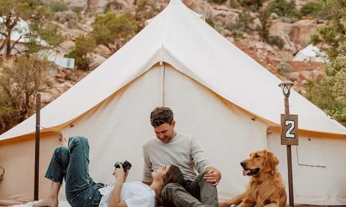 Hildale House | Dry Tent Near Zion National Park - Double Queen Bed