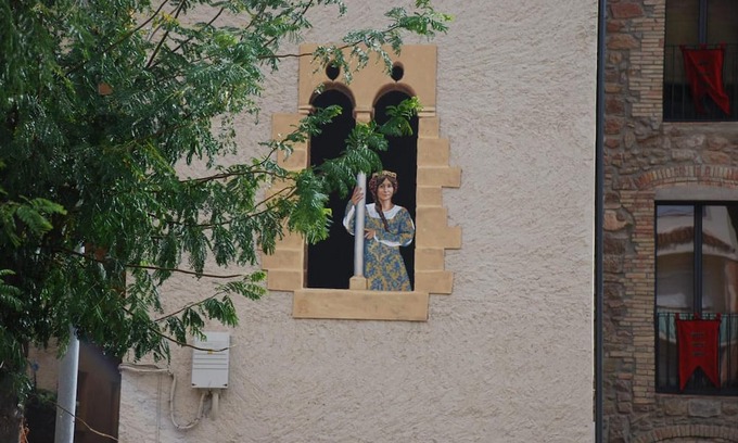 Balaguer Apartment | Apartment '4 Persones -1' with Shared Terrace, Wi-Fi and Air Conditioning