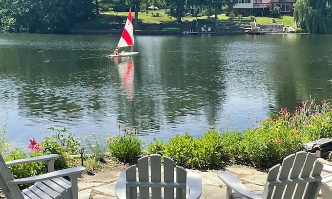 Copake Cottage | Lake Front Cottage with Sun Soaked Terraces