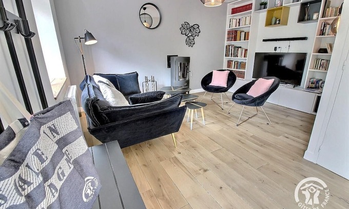 Perros-Guirec House | The Little Pink - Perros Guirec