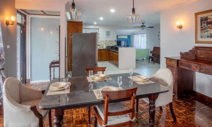 Little Battaleys House | The Retreat. Your home away from home.