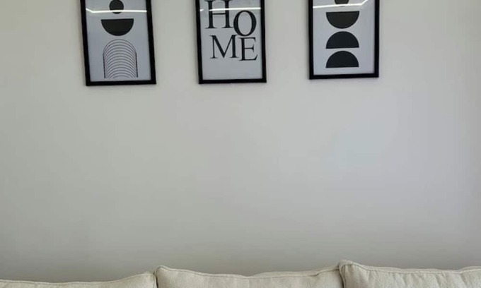 Kilimani Apartment | Cozy 1BR on Riara Road near Junction mall