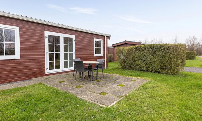 Wagenborgen House | Cozy home in Wagenborgen with WiFi
