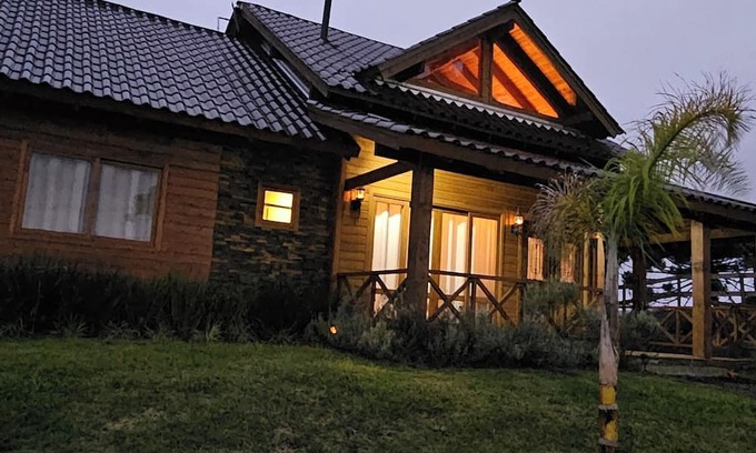 Painel Cottage | Mountain Retreat 🌲- Your dream country home! 🏠