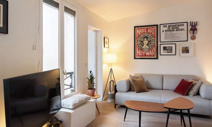 Clignancourt Apartment | Comfortable T2 apartment - Sacré Coeur view