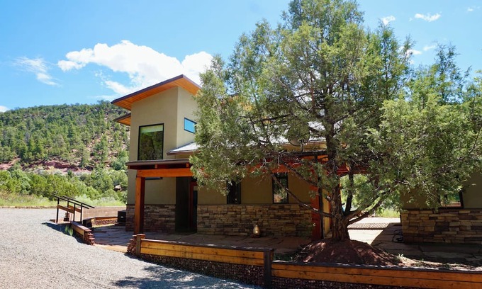 Canoncito Resort | Family/Group Headquarters! NEW Canyon Casita on Scenic 11 Acre Santa Fe Ranch