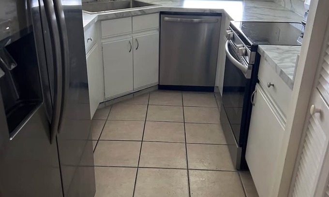 Cypress Lake Condo | FORT MYERS GETAWAY! 2-bedroom condo with WiFi, AC