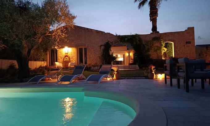 Uchaud Other | Charming house - 350 m² - Farriery - Nîmes