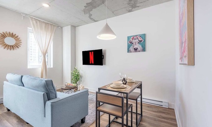 Shaughnessy Village Apartment | Concordia- Corporate Stays- GYM
