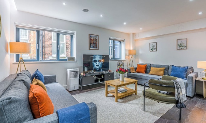 Fulham Broadway Apartment | Welcome to Plotseeker’s Stylish Flat in West London – Near Earl's Court & Fulham