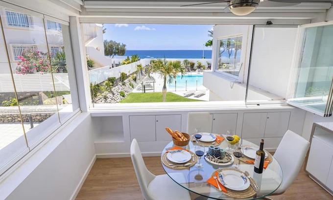 Playa del Ingles Apartment | Apartment Aida 201 by VillaGranCanaria