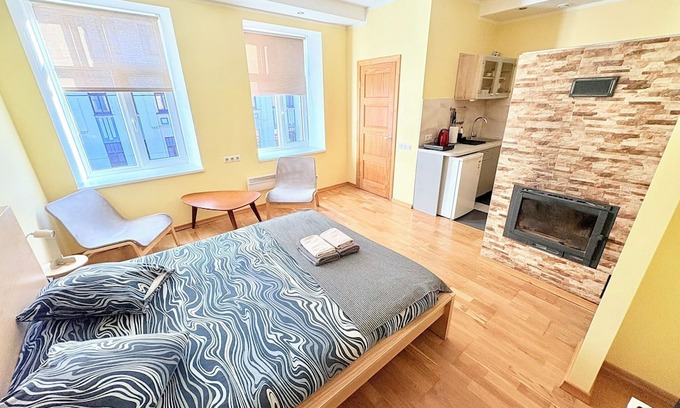 Grizinkalns Apartment | Refreshed Studio Apartment in a Beautiful Neighborhood