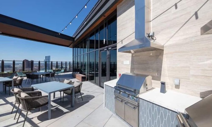 Little Italy Apartment | National at Harbor East