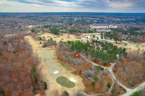 Chapel Hill Apartment | The Clubhouse Hideaway - The Fairway