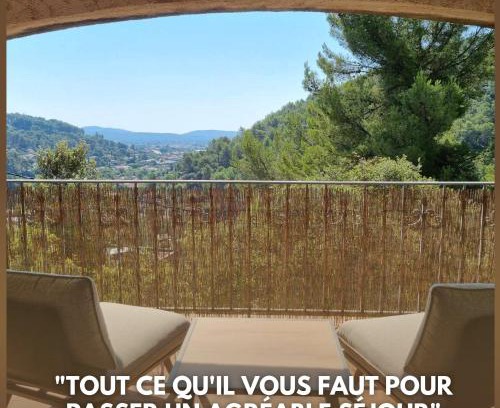 Sollies-Toucas House | Maison les terrasses de Toucas