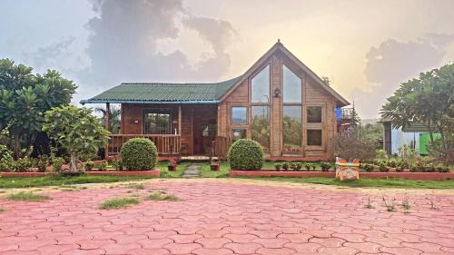 Uddar Apartment | Woodpecker Villa by Quilla Destination
