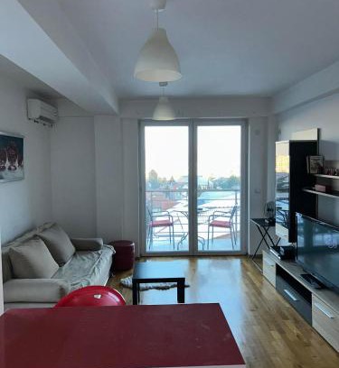 Kisela Voda Apartment | Modern Apartment with Panoramic City Views