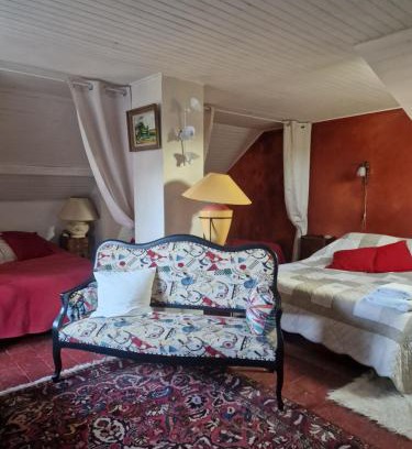 Ecueille House | La Grenouillère