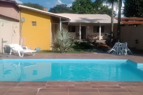Mateus Leme House | Casa de campo agradável com piscina aquecida